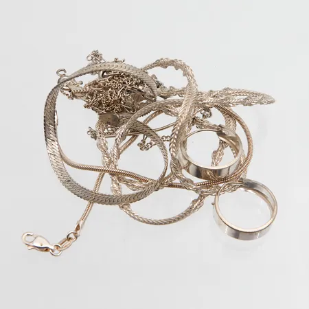 Viallisia hopeakoruja, 925,  Paino: 23,5 g