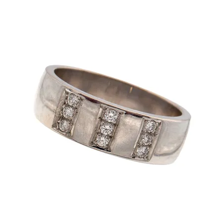 Timanttisormus 9xn.0.02ct, koko 17½, 750br valkokulta,  Paino: 8,3 g