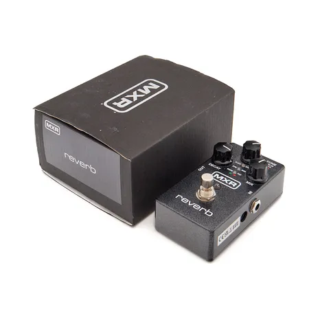 Kitarapedaali MXR Reverb, alkuperäinen pakkaus.