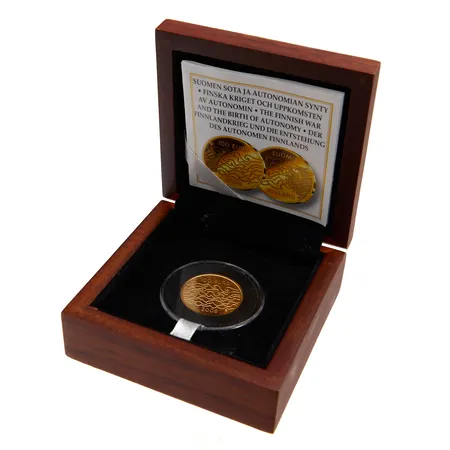 Kultaraha 2008 Suomen sota ja autonomian synty, nimellisarvo 100e, aitoustodistus ja rasia, 916,  Paino: 8,4 g