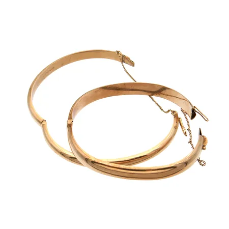 Kaksi viallista rannerengasta, 585br,  Paino: 22,4 g