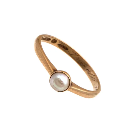 Helmisormus, koko 17½, kaiverrettu, 585br,  Paino: 1,9 g