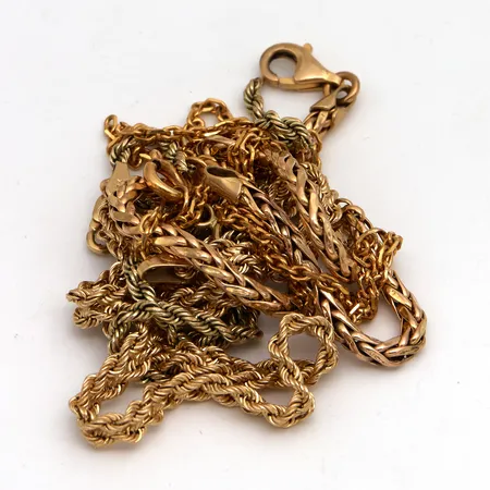 Viallisia kultakoruja, 375,  Paino: 8,1 g