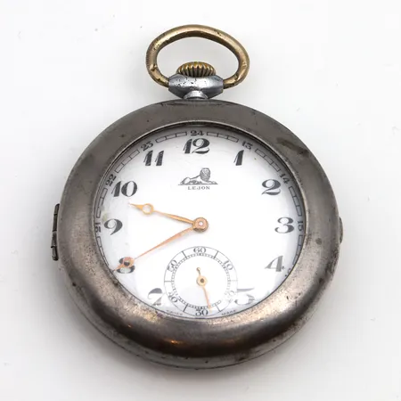 Taskukello Leijona, kaiverrettu, mekaaninen, Ø 50mm, metallia