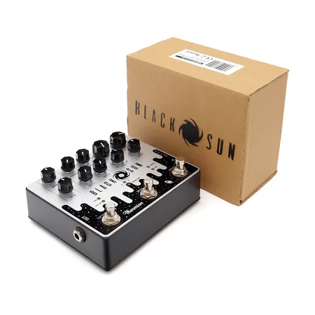 Kitarapedaali Thermion Black Sun, alkuperäinen pakkaus.