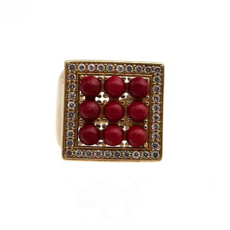 Kivisormus, koko 17, kannan mitat 19x19mm, 585br,  Paino: 9,9 g