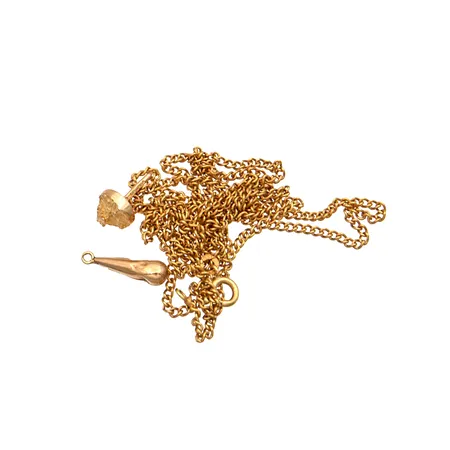 Viallisia kultakoruja, 585,  Paino: 9,4 g