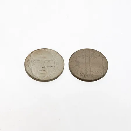 Kaksi juhlarahaa, Urho Kekkonen 1975, nimellisarvo 10 mk, 500, Paino: 47,5 g