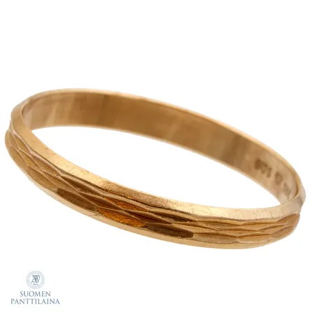 Sileä sormus, koko 22½, kaiverrettu, 750,  Paino: 2,8 g