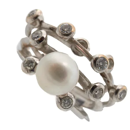 Timanttisormus helmellä 10xn.0.04ct, koko 17½, 750 valkokultaa,  Paino: 10 g