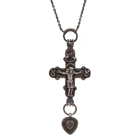 Kaulakoru, Räisälän Krusifiksi, Kalevala, ketjun pituus 66cm, riipuksen korkeus 100mm, vuodelta 1956, 916, Paino: 31 g