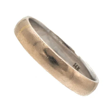 Sileä sormus, kaiverrettu, koko 585 valkokultaa, Paino: 3,6 g