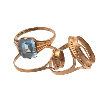 Kolme viallista sormusta, 585br,  Paino: 4,9 g