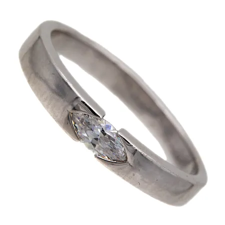 Kivisormus, koko 17¾, 925br,  Paino: 2,7 g