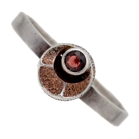 Kivisormus, koko muunneltavissa, Finnfeelings, 925br Paino: 1,9 g