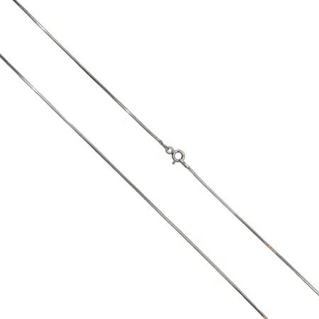 Käärmekaulaketju, pieniä käytön jälkiä, pituus 45,5cm, 925,  Paino: 3,6 g