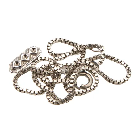 Viallisia hopeakoruja, 835-925,  Paino: 5,3 g