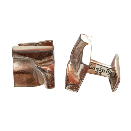 Kalvosinnapit, Lapponia, BW, kaiverrettu, mitat 17x18mm, 925 Paino: 24,6 g