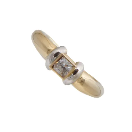 Kivisormus, koko 16½, runko vääntynyt, 585br, Paino: 1,1 g