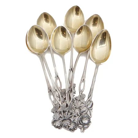 Kahdeksan kahvilusikkaa, Ruusu, pituus 120mm, 813, Paino: 78 g