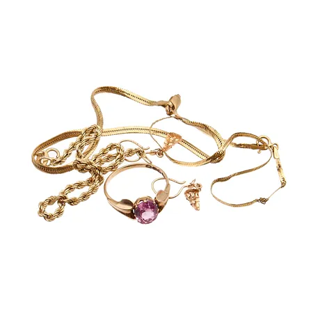 Viallisia kultakoruja, 585br, Paino: 9 g