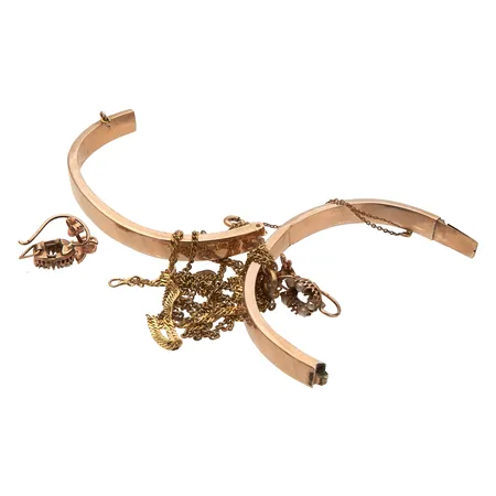 Viallisia kultakoruja, 585, Paino: 14 g