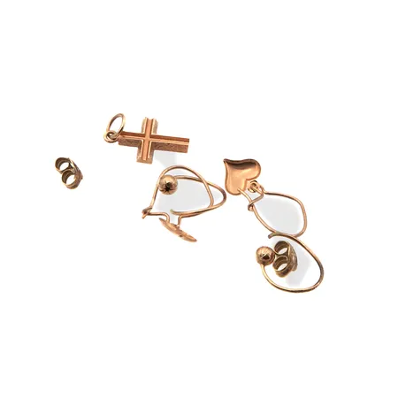 Viallisia kultakoruja, 585, Paino: 1,3 g