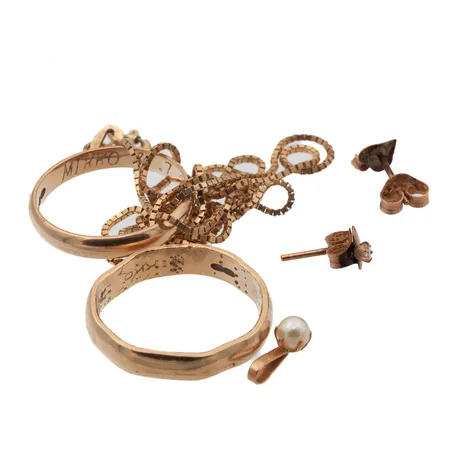 Viallisia kultakoruja, 585br,  Paino: 8 g