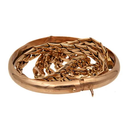 Viallisia kultakoruja, 585,  Paino: 29 g