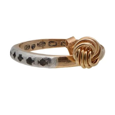 Viallisia koruja, 585br,  Paino: 2 g