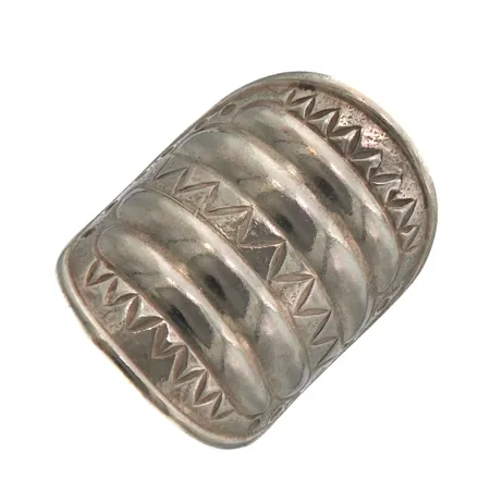 Sormus Kalevala, Perniön sormus, koko 17 ja muutettavissa, 925, Paino: 7,3 g