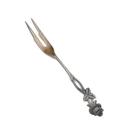 Leikkelehaarukka, Ruusu, kaiverrettu, pituus 170mm, 813, Paino: 21,3 g