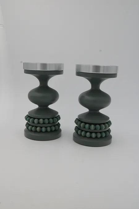 Kaksi kynttilänjalkaa, Aarikka, Tsaaritar, Vihreä,  korkeus 220mm, 