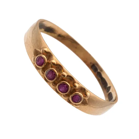 Kivisormus, koko 19½, leveys 4mm, 585br,  Paino: 1,1 g