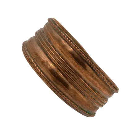 Kuvioitu sormus, koko 17¾, pronssia