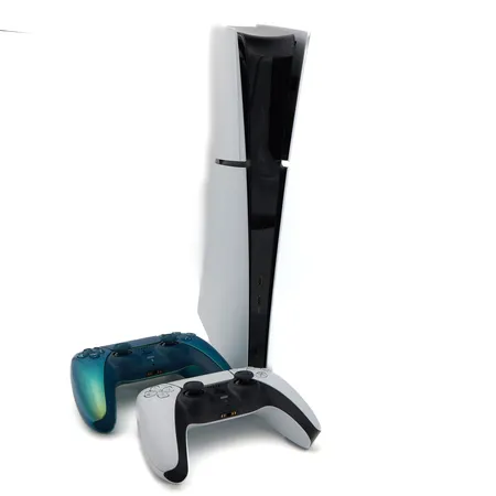 Pelikonsoli Playstation 5 Slim digital, model CFI-2016, ei cd-asemaa, kaksi ohjainta, HDMI-kaapeli, virtakaapeli, kantolaukku, kuittikopio,