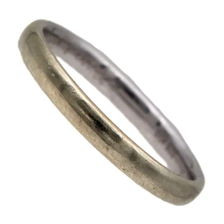 Sielä sormus, kaiverrettu, valkokulta 375,  Paino: 2,9 g