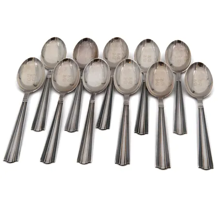 11 jälkiruokalusikkaa Margit, kaiverrettuja, pituus 162mm, 916,  Paino: 303,5 g