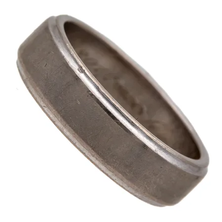 Sormus, Kalevala, koko 19, kaiverrettu, 750,  Paino: 10,3 g