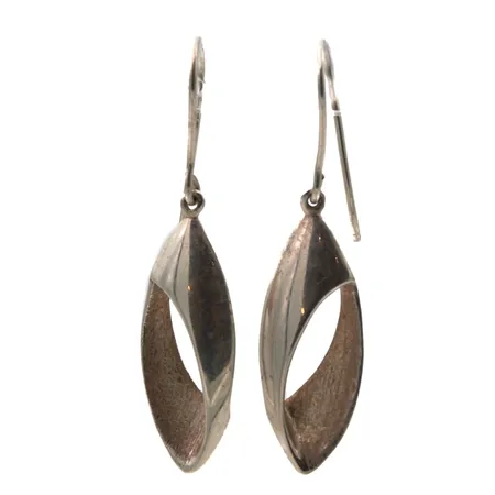 Korvakorut, korkeus 47mm, Kultajousi Oy, 925, Paino: 4,5 g