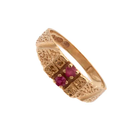 Kivisormus, koko 17¾, leveys 6mm, 585br,  Paino: 2,2 g