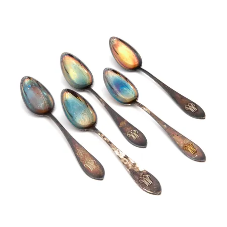 Viisi kahvilusikkaa Sileä, pituus 117mm, kaiverrettuja, 813,  Paino: 52,4 g