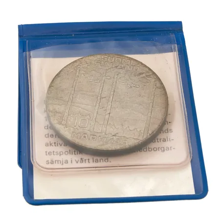 Juhlaraha, Urho Kekkonen 1975, nimellisarvo 10 mk, 500,  Paino: 23,5 g