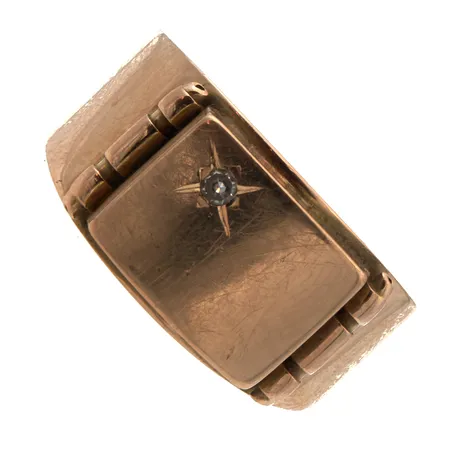 Kivisormus, koko 22½, kaiverrettu, 585,  Paino: 6,4 g