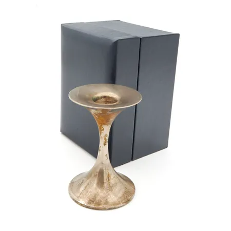 Kynttilänjalka, Trumpetti, design Tapio Wirkkala, Kultakeskus, korkeus 100mm, laatikko, 830br, Paino: 164 g