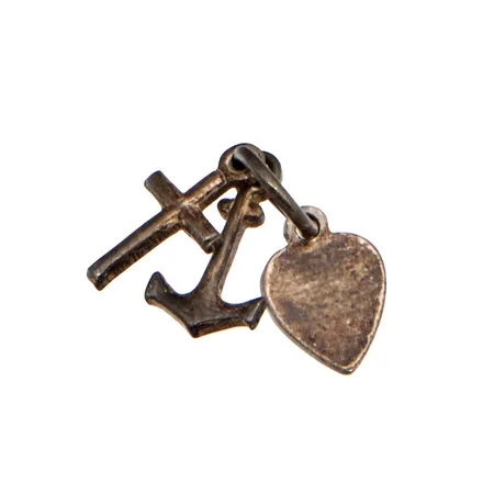 Usko- toivo- ja rakkaus-riipus, korkeus 13mm, 900, Paino: 0,5 g