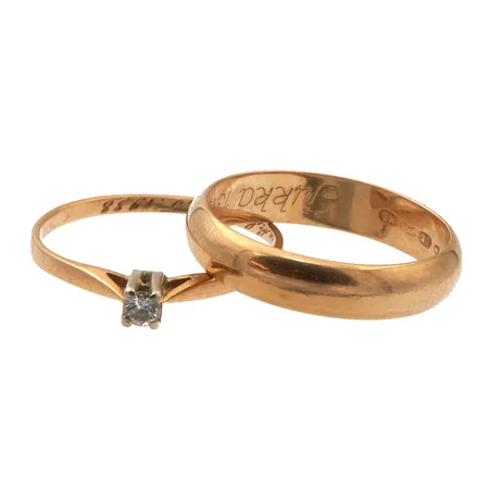 Viallinen timanttisormus 1xn.0.05ct ja sileä sormus, kaiverrettu, 750,  Paino: 4,1 g