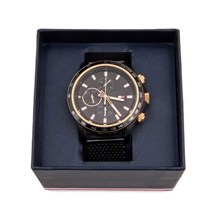 Teräsrannekello Tommy Hilfiger, Ø 44mm, TH.463.1.34 3350, säädettävä ranneke, naarmuja lasissa, laatikko.