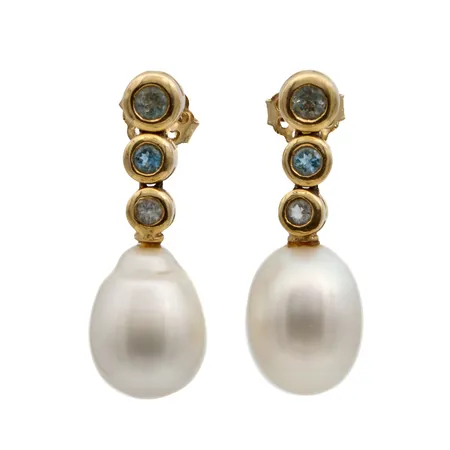 Helmikorvakorut kivillä, Rubens Oy, helmen mitat 10,6x14mm, korkeus 29,5mm, 750br Paino: 9,2 g