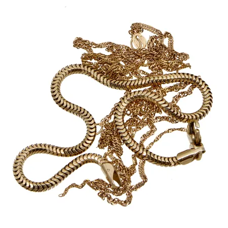 Viallisia kultakoruja, 585,  Paino: 7,2 g